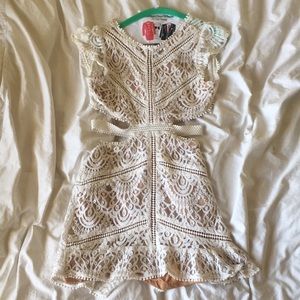 Signature 8 stunning white lace dress